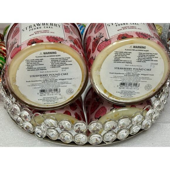 Bath & Body Works 3-wick Scented Candle Lot Set of 2 STRAWBERRY POUND CAKE oils - Picture 4 of 4